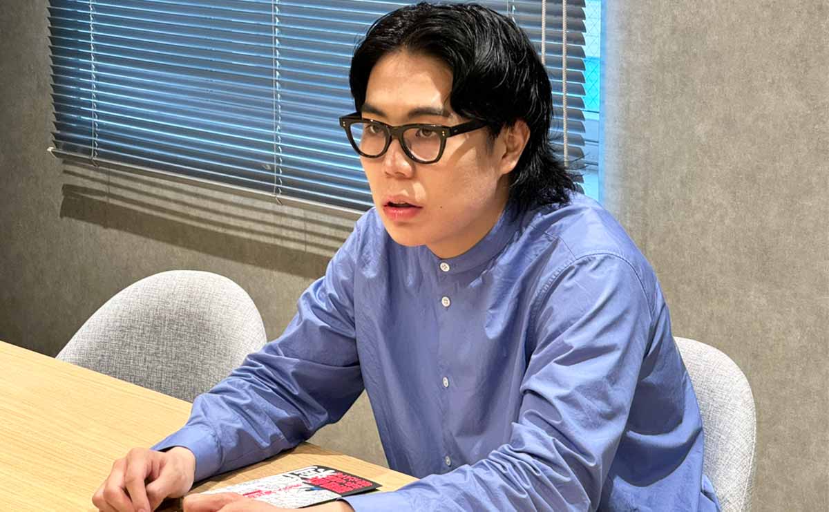 令和ロマン・髙比良くるまさんは、なぜ「分析」が得意に?　子ども時代に受けた影響のサムネイル