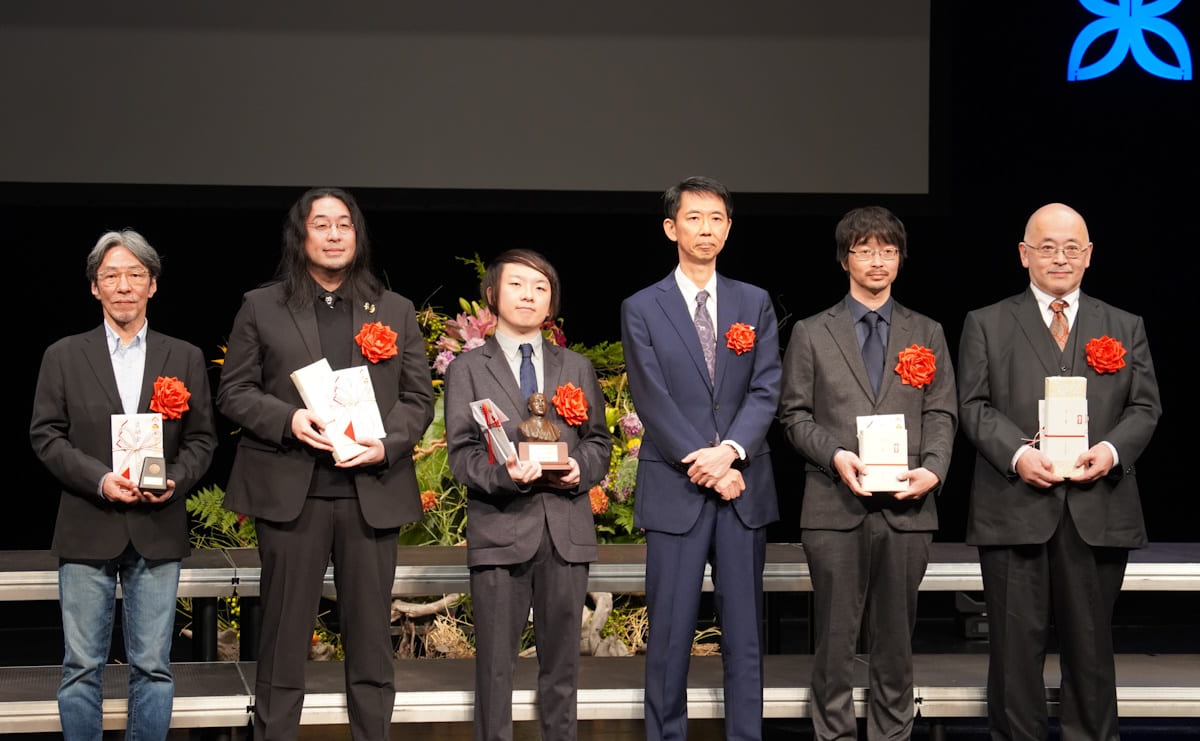 第78回日本推理作家協会賞の受賞作は？ ミステリーの新たな可能性を示した二作品のサムネイル