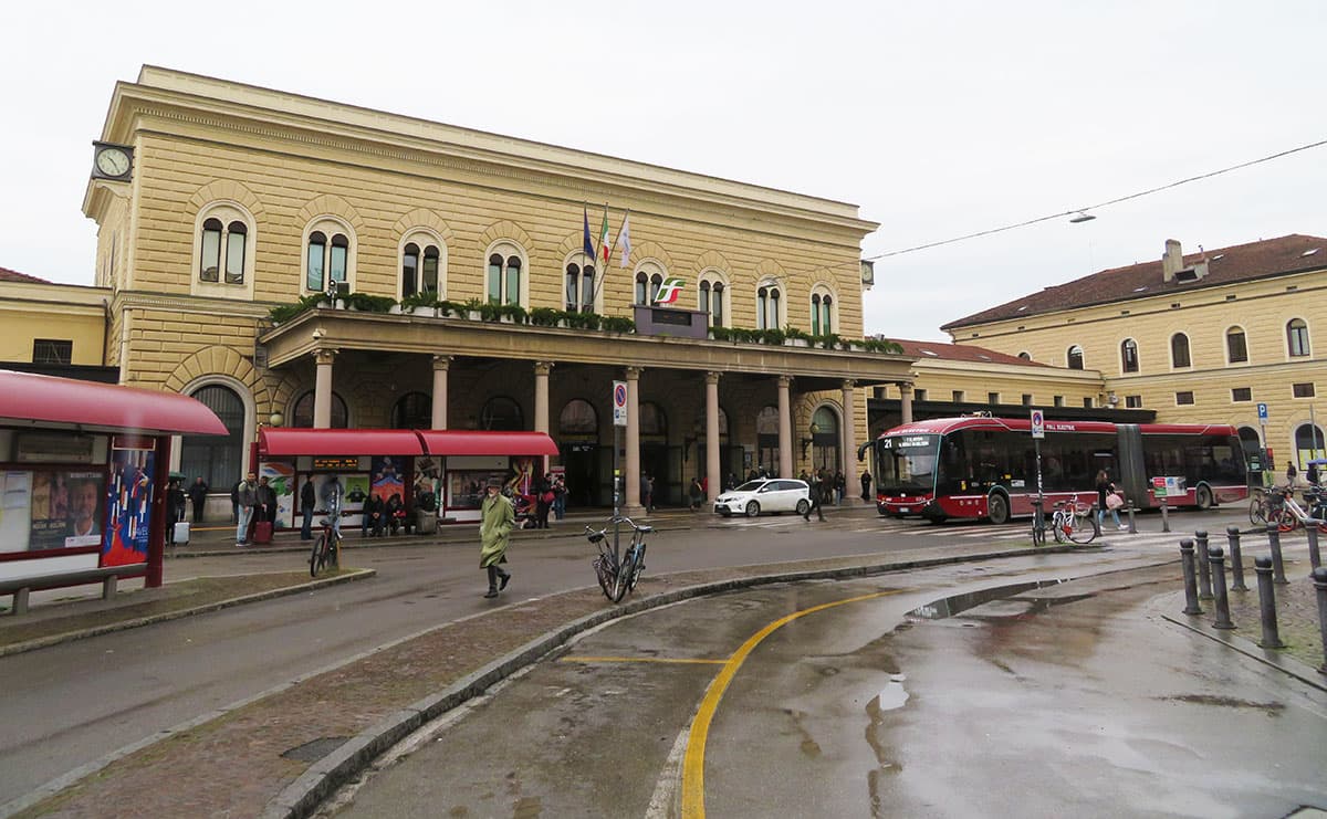 ボローニャ中央駅