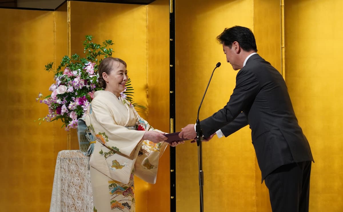 朝井まかてさん
