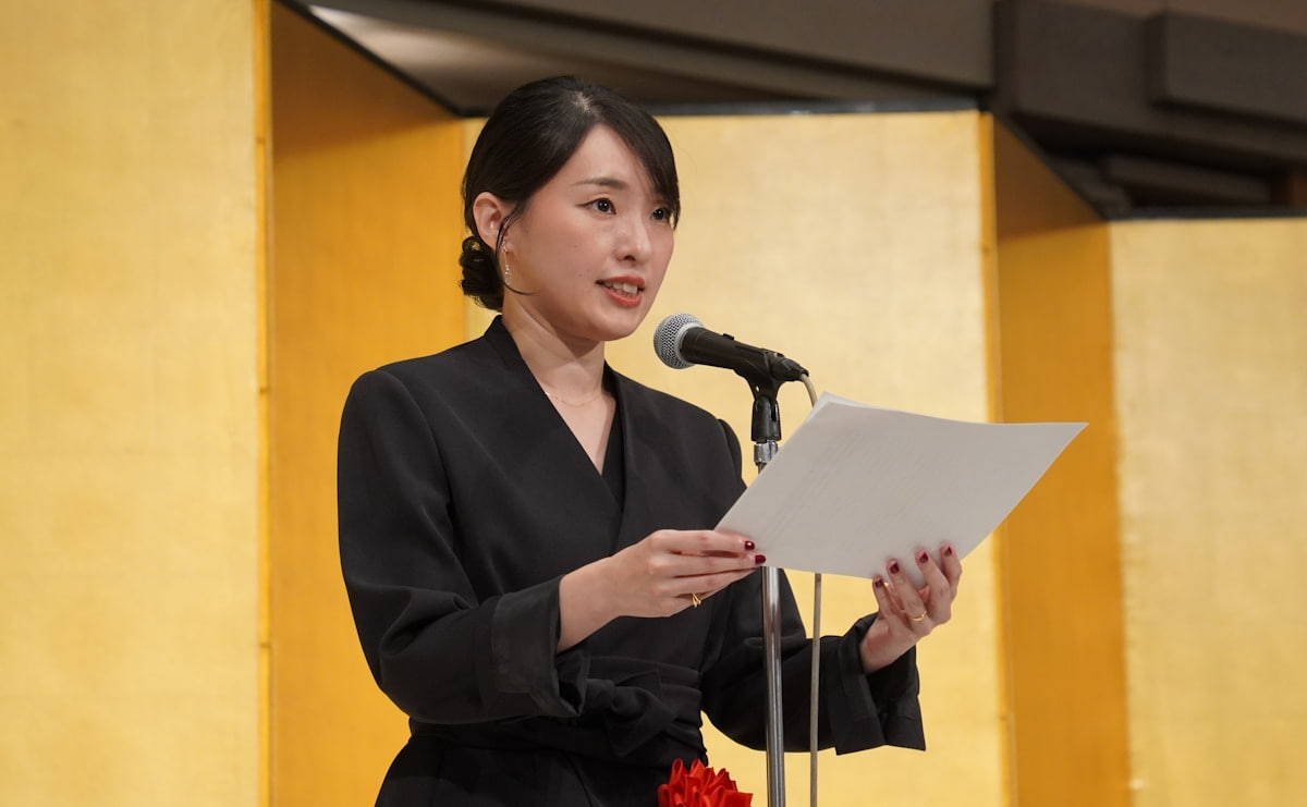 芥川賞・小砂川チトさんを救った、厳しい担当編集の一言「あなたには才能があります」のサムネイル