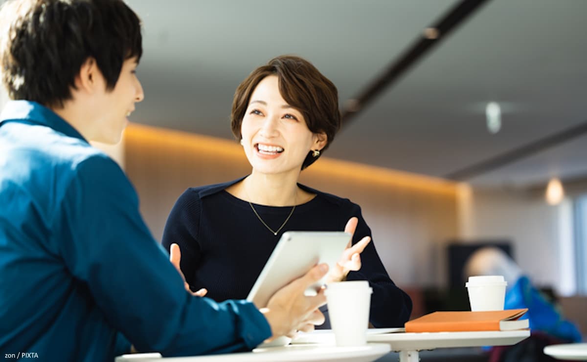 上機嫌でいるほど「人の心が読める」　心理学が解明する意外なメカニズム